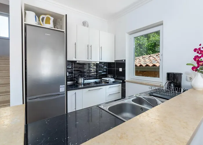 Ester, A Tranquil, Private And Beautiful Vakantiehuis