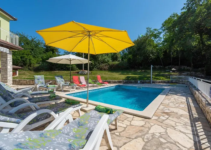 Ester, A Tranquil, Private And Beautiful *