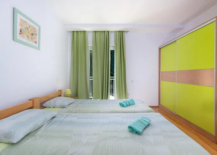 Holiday home Ester, A Tranquil, Private And Beautiful Krsan