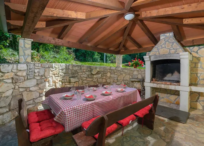 Holiday home Ester, A Tranquil, Private And Beautiful